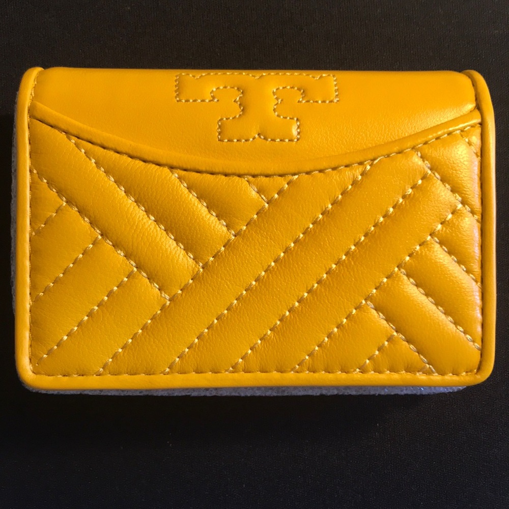 Alexa Foldable Mini Wallet